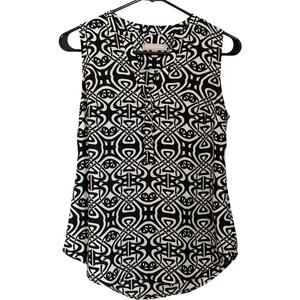 Banana Republic Women's Tank Top Tunic Blouse Top V Neck Size 0 Black White